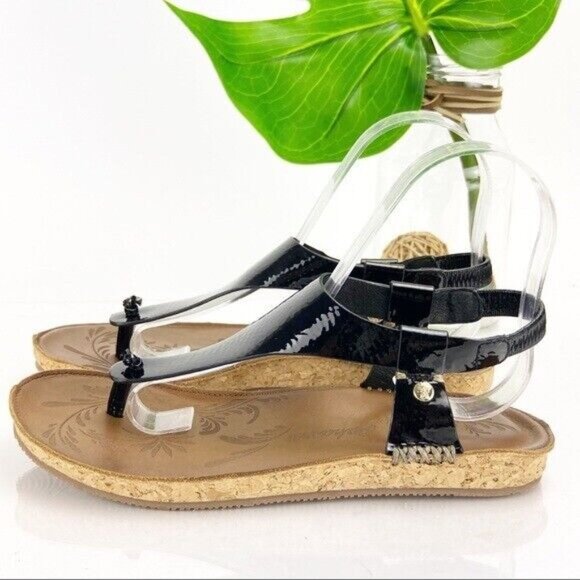 Tommy Bahama Women's Tanna Sandal Size 6 Thong Flat Black Patent Slingback Shoe - Picture 7 of 10